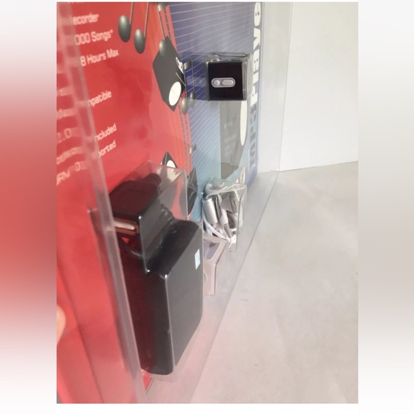 New Vintage CUBE MP3 PLAYER, DIGI-BLOCK, 2GB MUSIC STORAGE SEALED PACKAGE - Picture 5 of 10